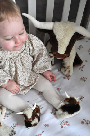 Jomanda Texas Longhorn Highland Cow Plush Baby Slippers House Shoes - Guzzgoggs