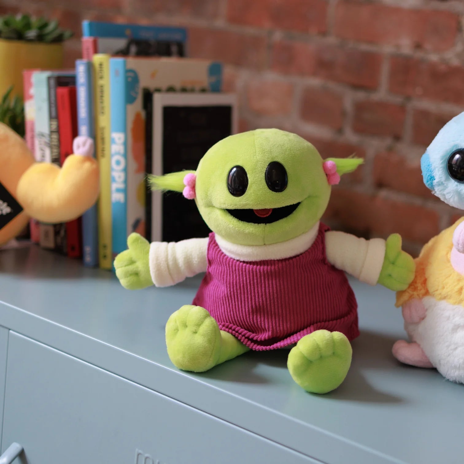 PRE - ORDER Officially Licensed Mona (Nanalan') - Guzzgoggs