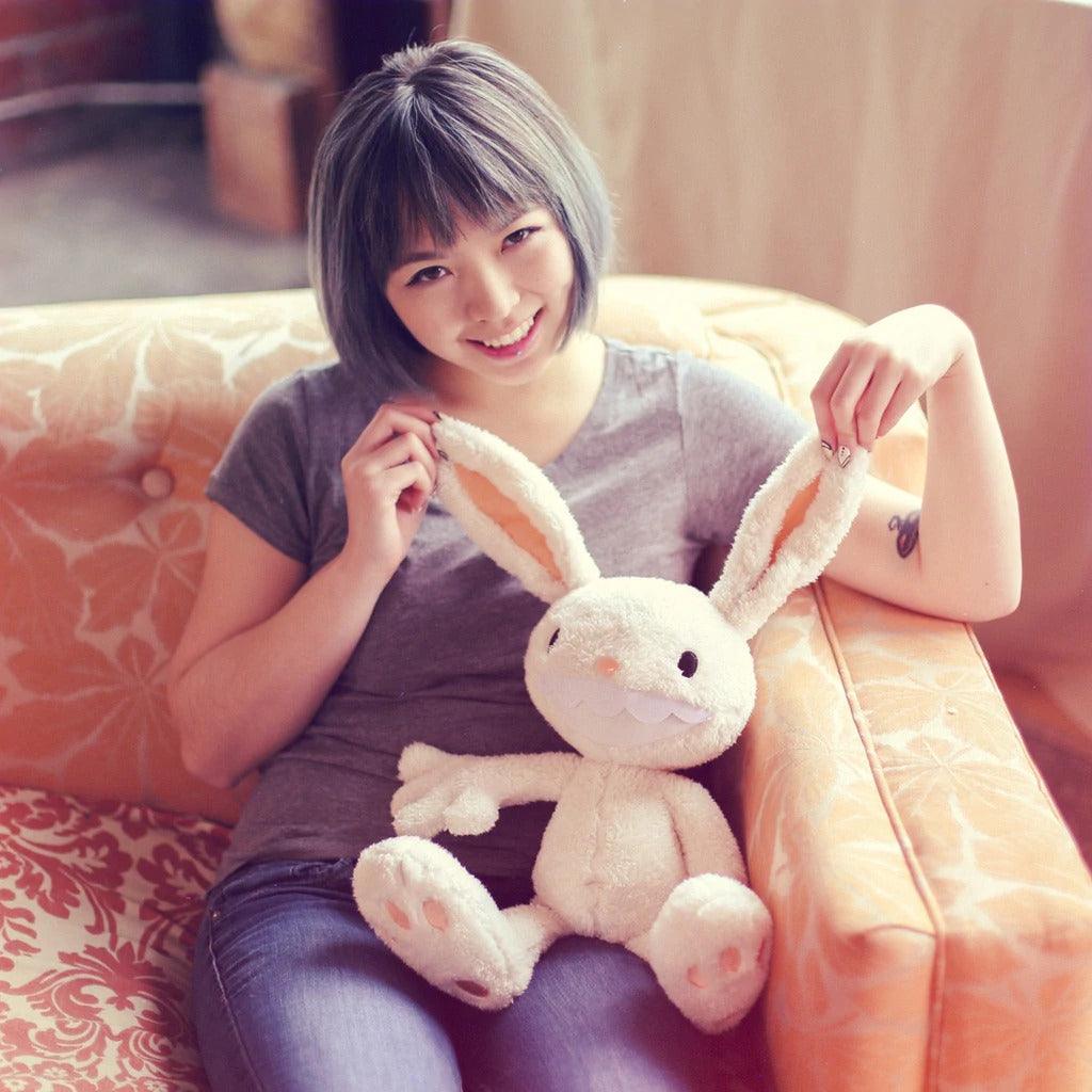 UNCUTE Officially Licensed Max Plushie (Sam & Max) - Guzzgoggs